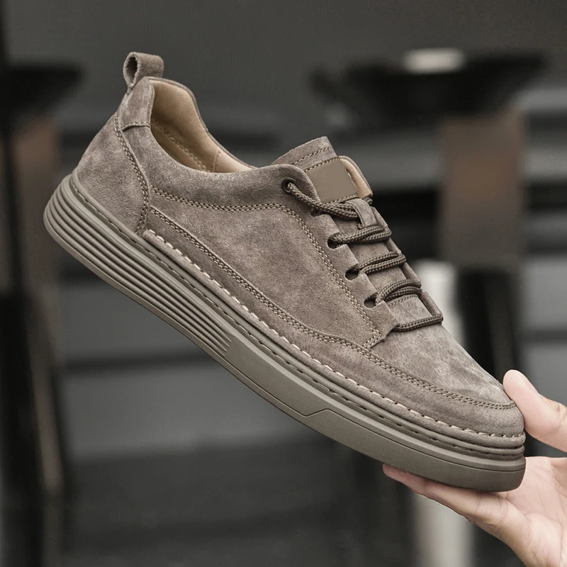 Giovanni Classic Suede Sneakers