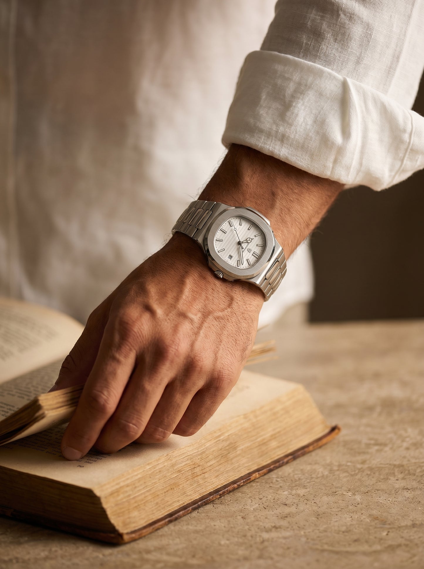 Lake Como Classic Timepiece Men's Waterproof Steel Watch
